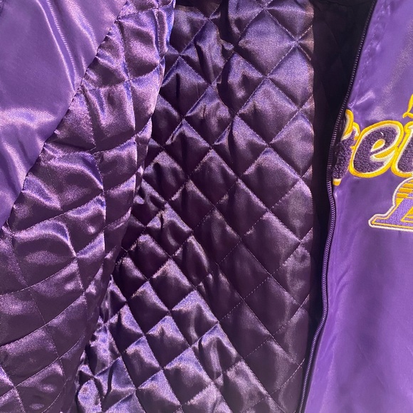 LA LAKERS Basketball Jacket & Crop Tank Top (2 items) - Picture 6 of 12